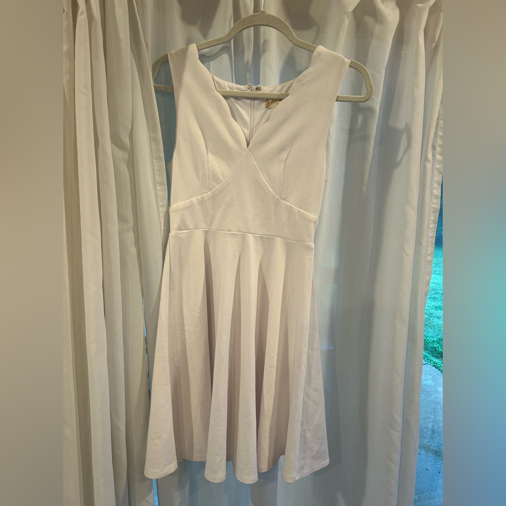 Altar'd State Cream Sleeveless Wedding Dress
